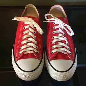 Red Converse M 9.5/W 11.5 Lightly Used.